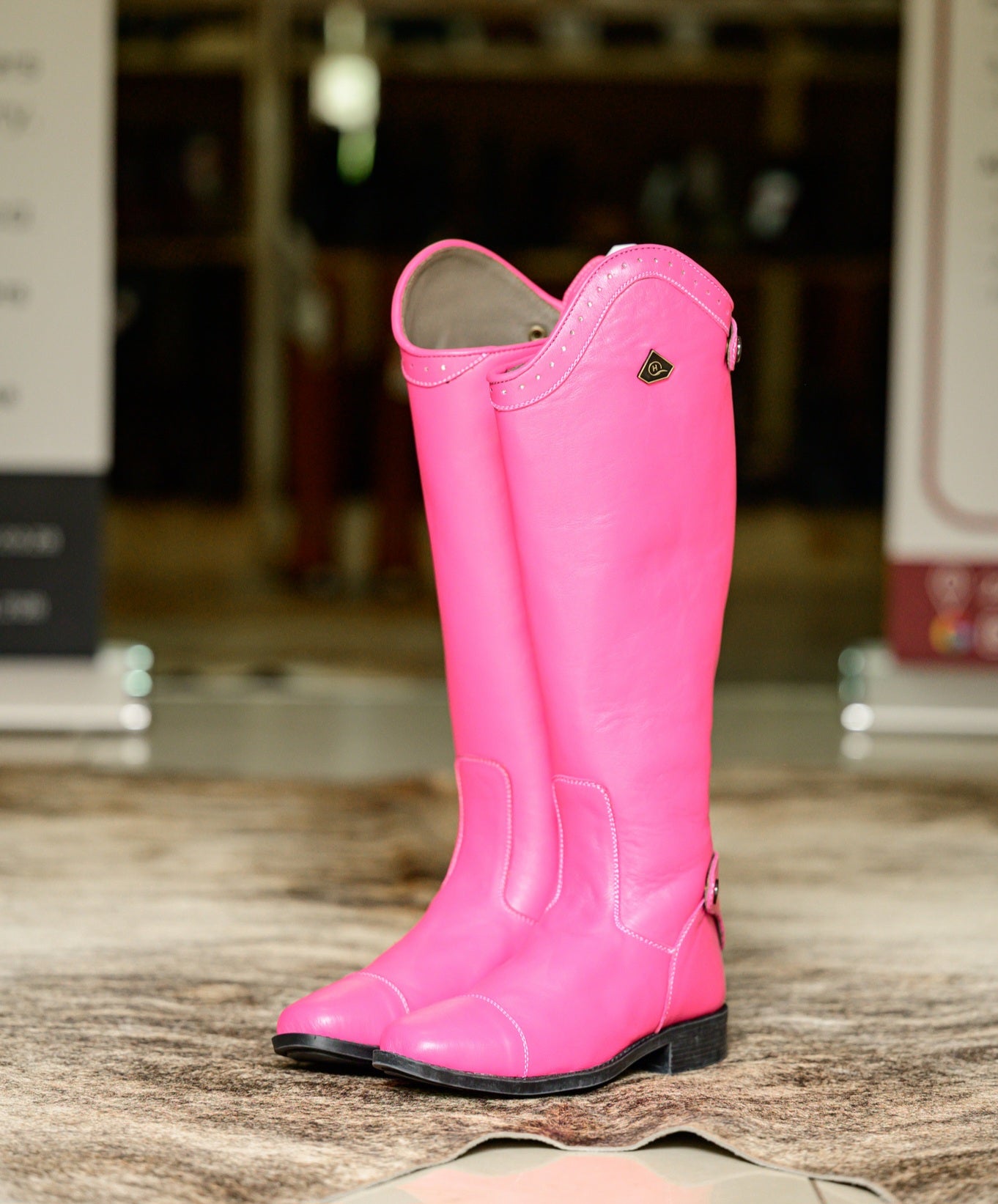 Tari full pink sparkle