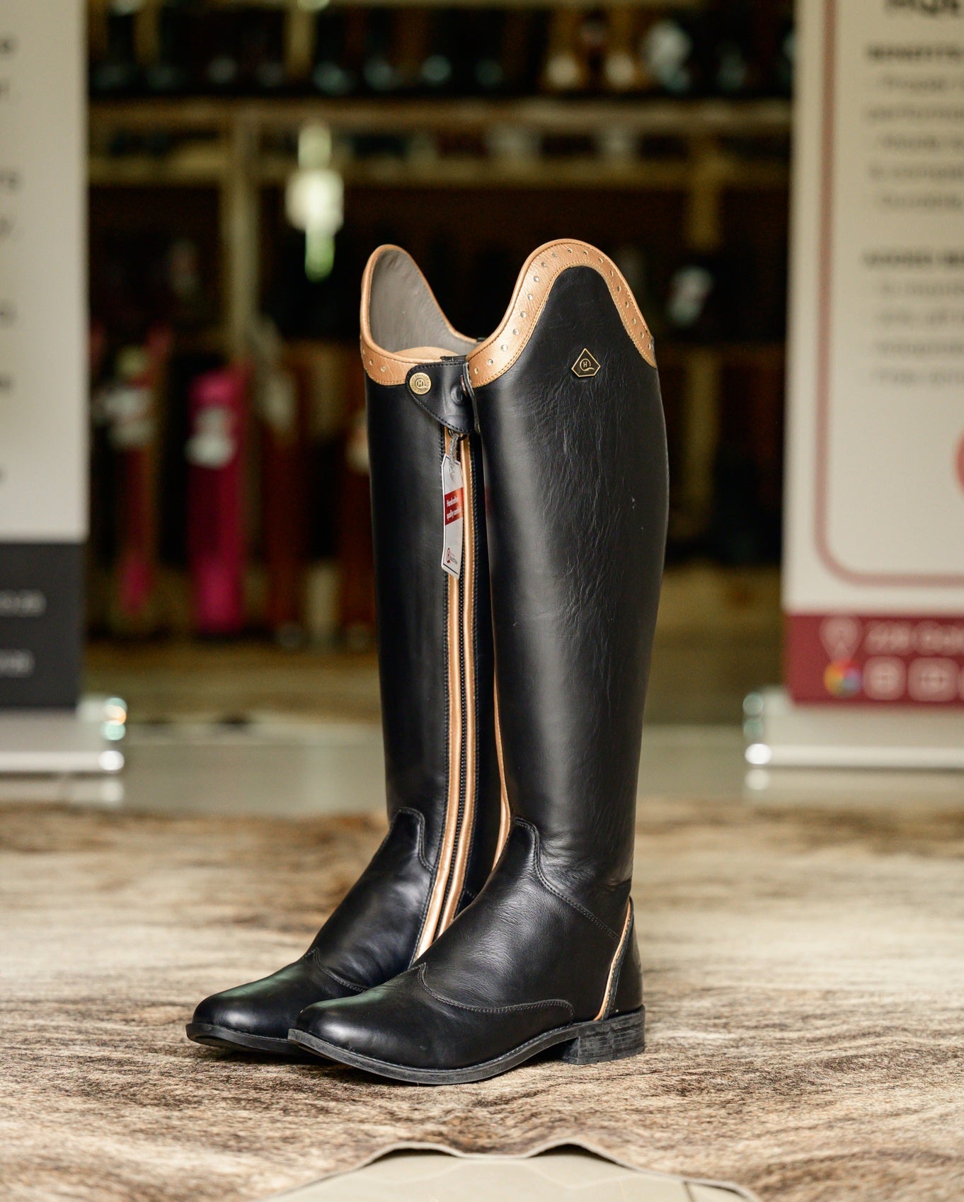 Danai Classic Gold Trim