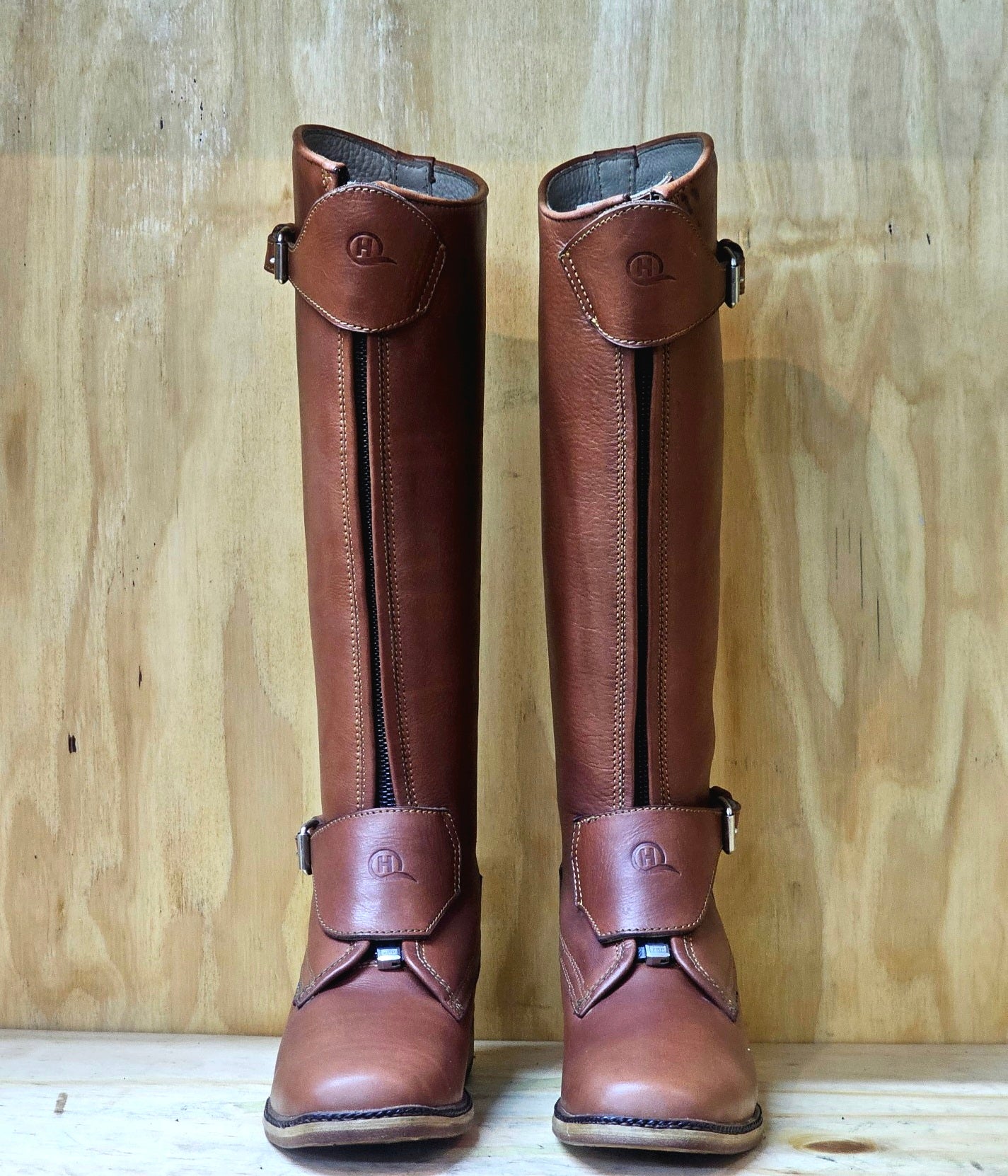 Mambo Polo Boot — Showroom Stock