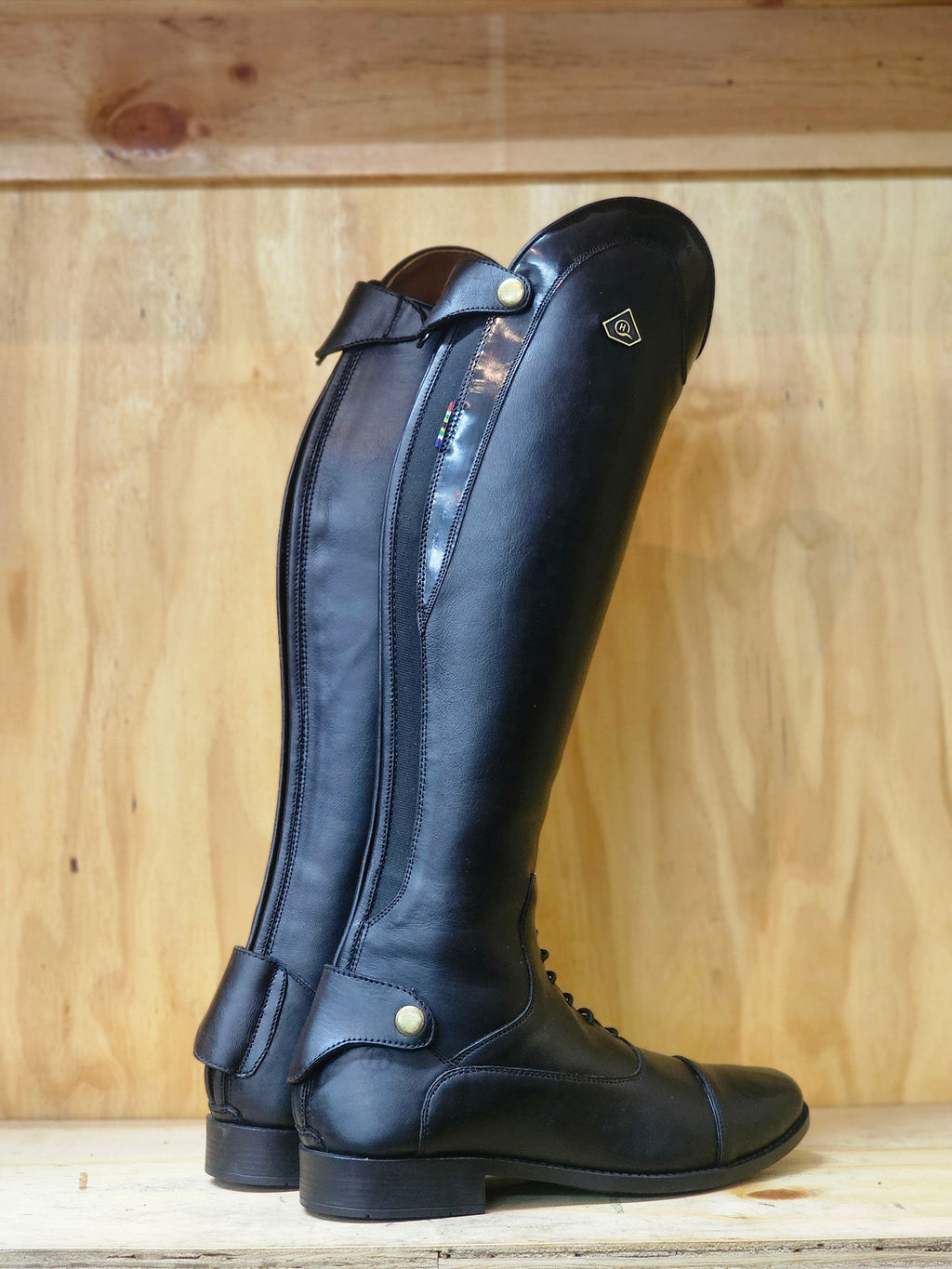 Long riding boots