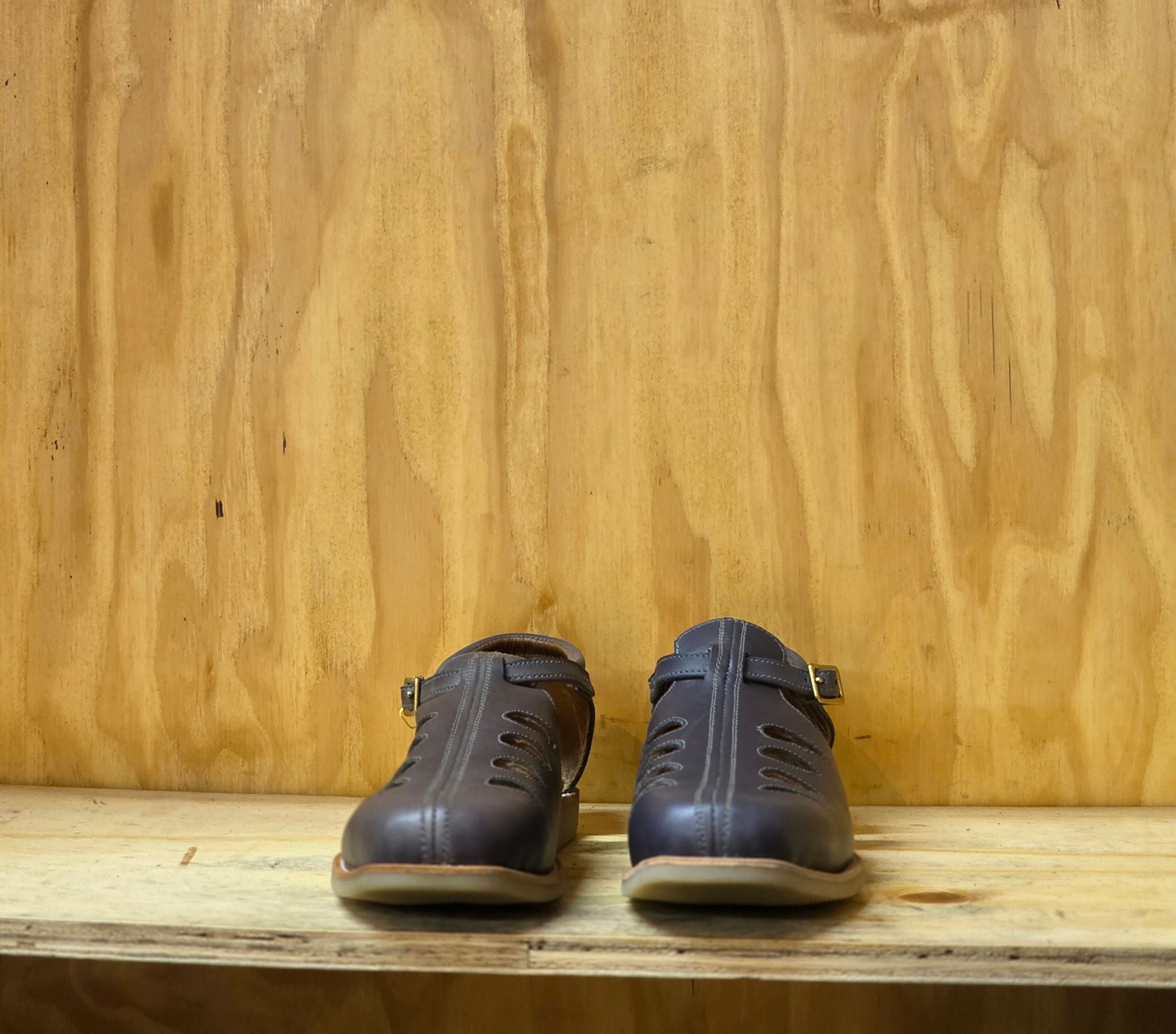 Senor navy leather sandals