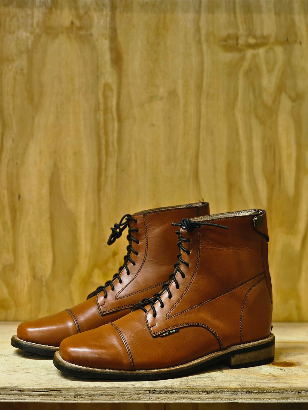 Short boots