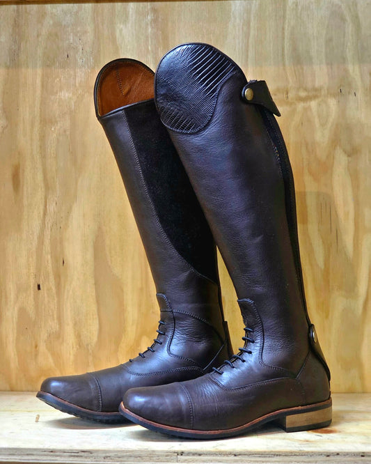Bonolo Contact showroom model