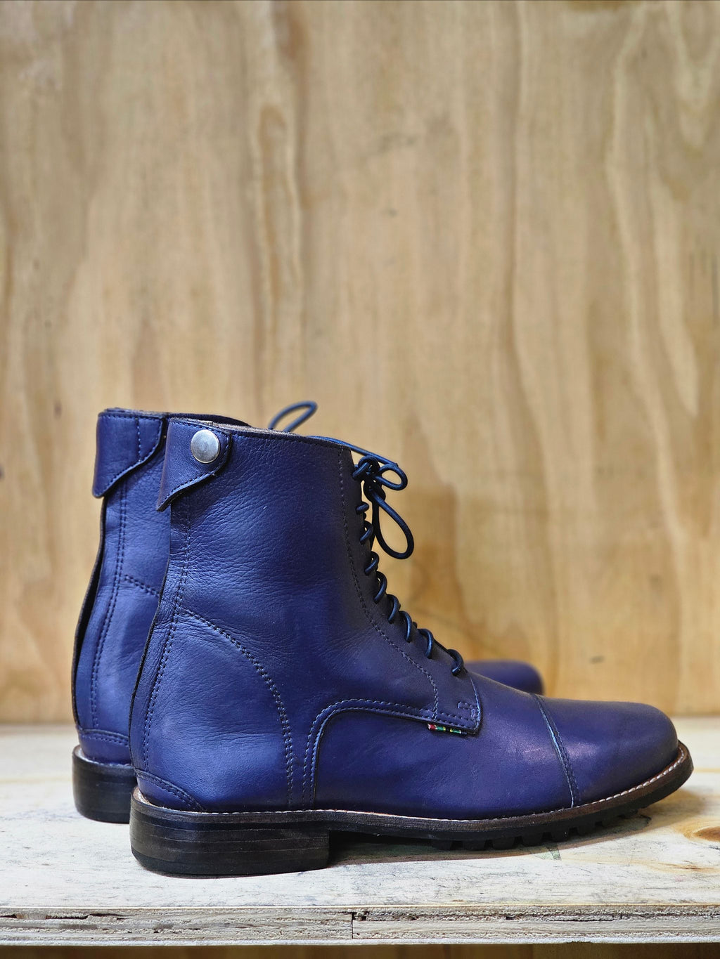 Short boots